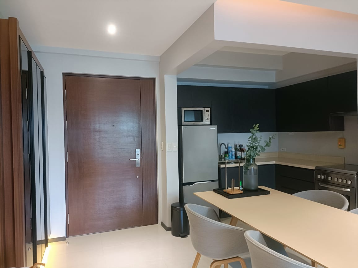 Arya Residences 1BR BGC Apartments & Condos For Rent