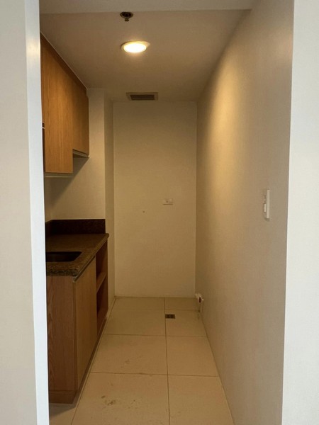 Madison Park West 1Bedroom Condo For Sale in Fort Bonifacio BGC