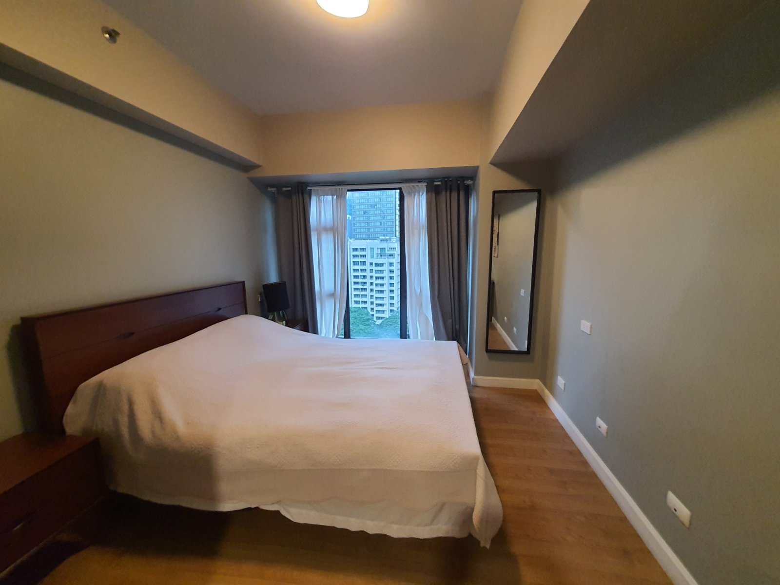 Escala Salcedo 3BR Apartment & Condo Rentals in Makati