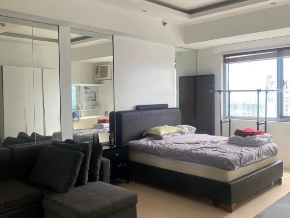 Infinity Tower BGC Studio Type Fully Furnished Fort Bonifacio