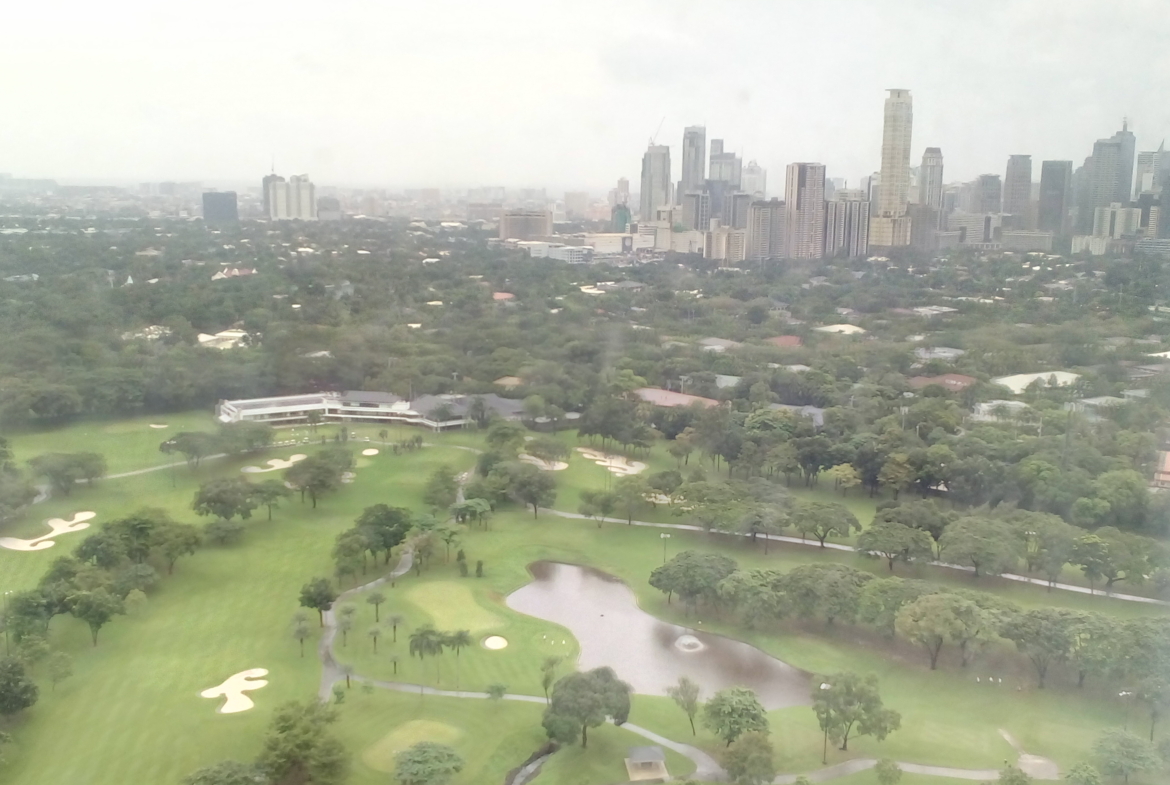 Bellagio 1 Bedroom SALE condo BGC Golf course view