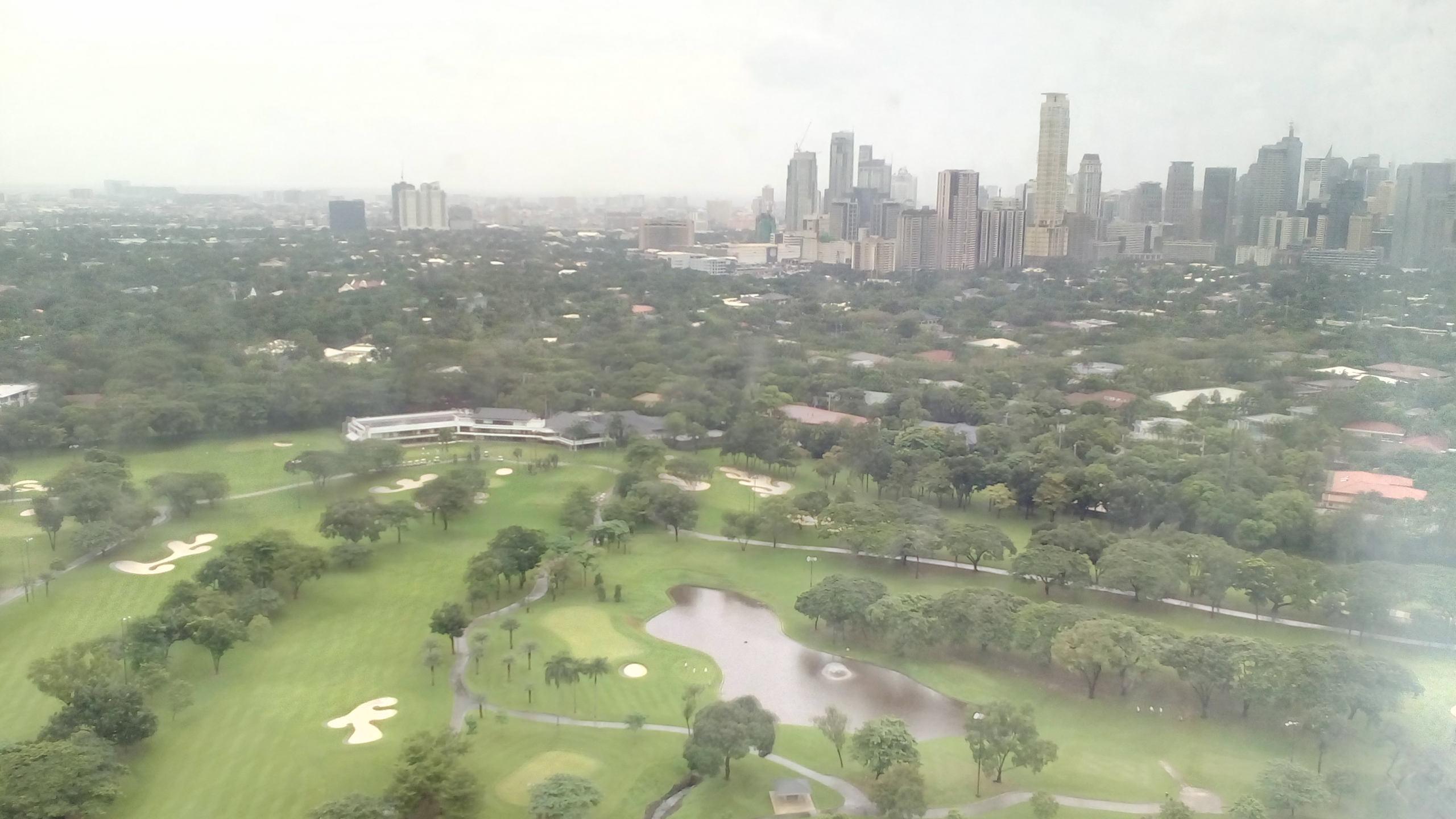 Bellagio 1 Bedroom SALE condo BGC Golf course view