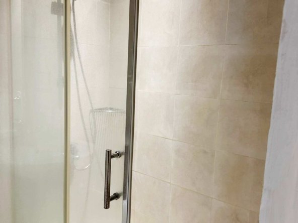 Knightsbridge studio for rent with balcony in Makati