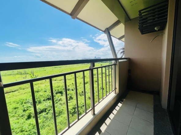 Acacia Estates 2-bedrooms Condominium for RENT in Taguig City