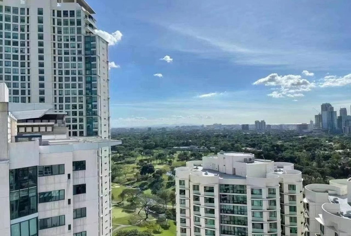 For sale 2BR Fort Palm Spring in Taguig BGC