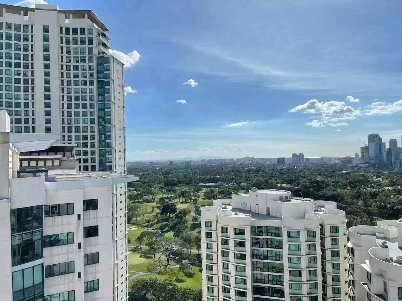 For sale 2BR Fort Palm Spring in Taguig BGC