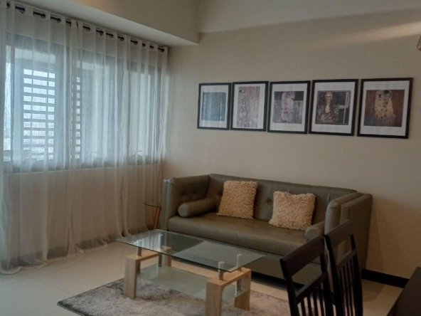 Salcedo SkySuites 1BR Apartment & Condo Rentals