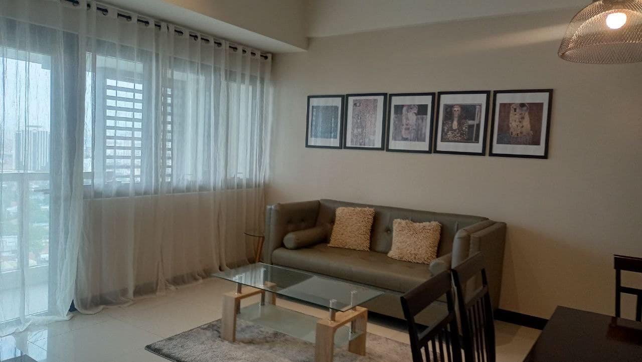 Salcedo SkySuites 1BR Apartment & Condo Rentals