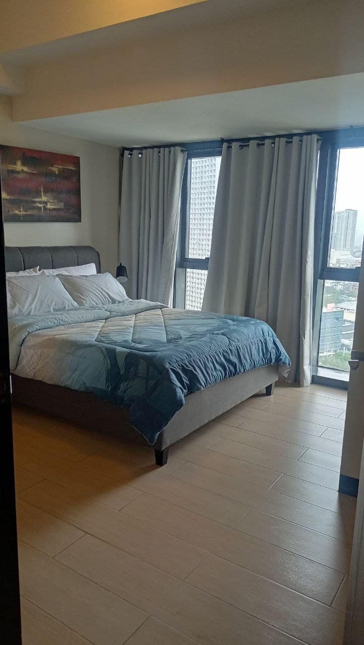 Salcedo SkySuites 1BR Apartment & Condo Rentals