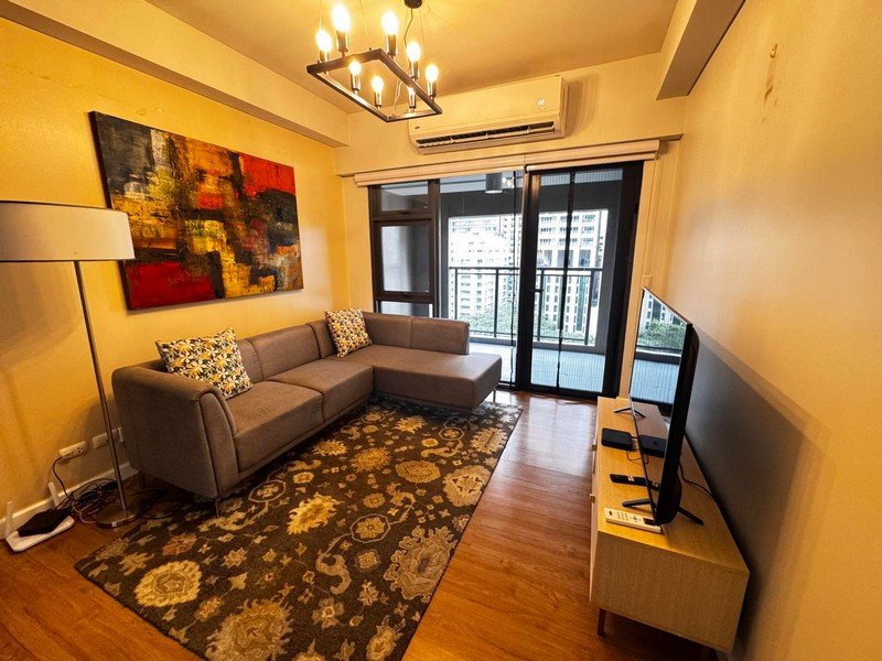 Escala Salcedo Apartment & Condo Rentals, 2BR Balcony