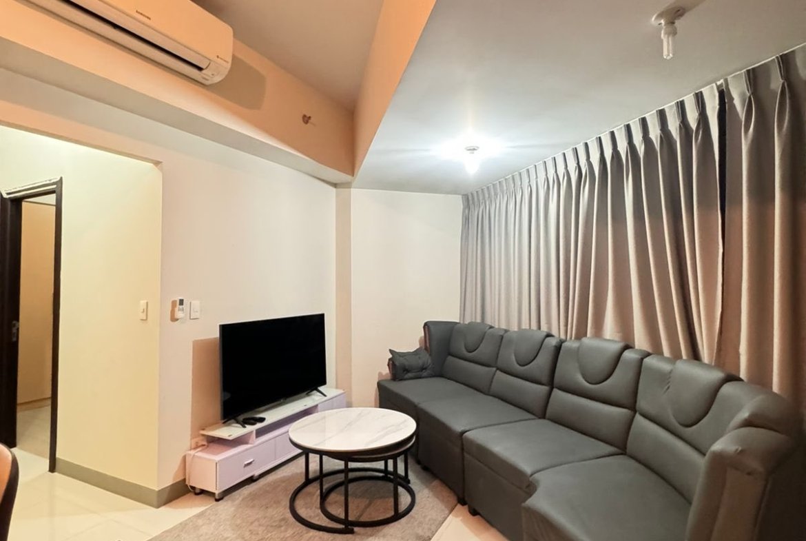 Luxury high-rise condominium in Uptown Bonifacio BGC