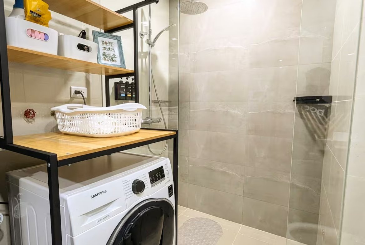 Fully Furnished 1-Bedroom Condo for Sale at Park McKinley West – Income-Generating Airbnb Unit for sale